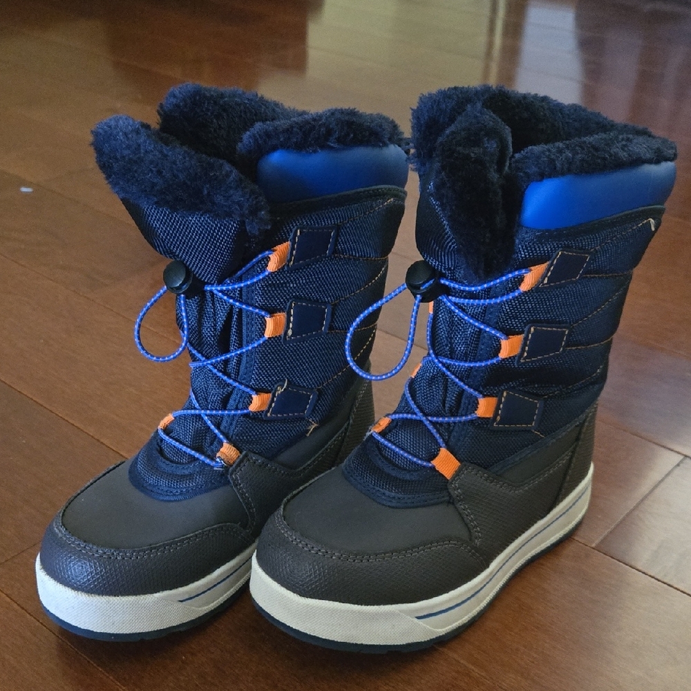 Wonder Nation Blue and Orange Rain & Snow Boots with Durable Design